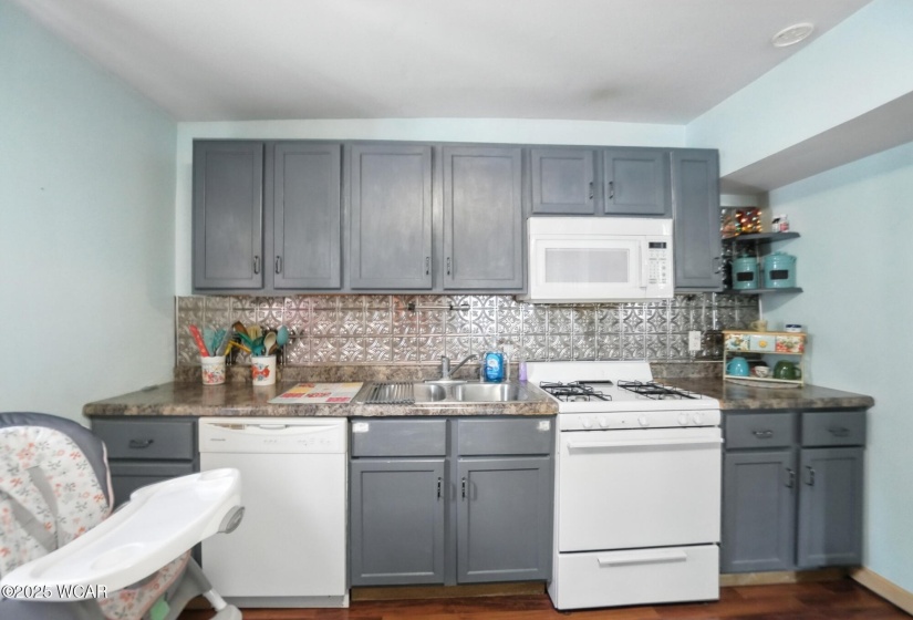 221 Oak Street, Harrod, Ohio, 3 Bedrooms Bedrooms, ,1 BathroomBathrooms,Residential,For Sale,Oak,308083
