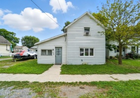 221 Oak Street, Harrod, Ohio, 3 Bedrooms Bedrooms, ,1 BathroomBathrooms,Residential,For Sale,Oak,308083