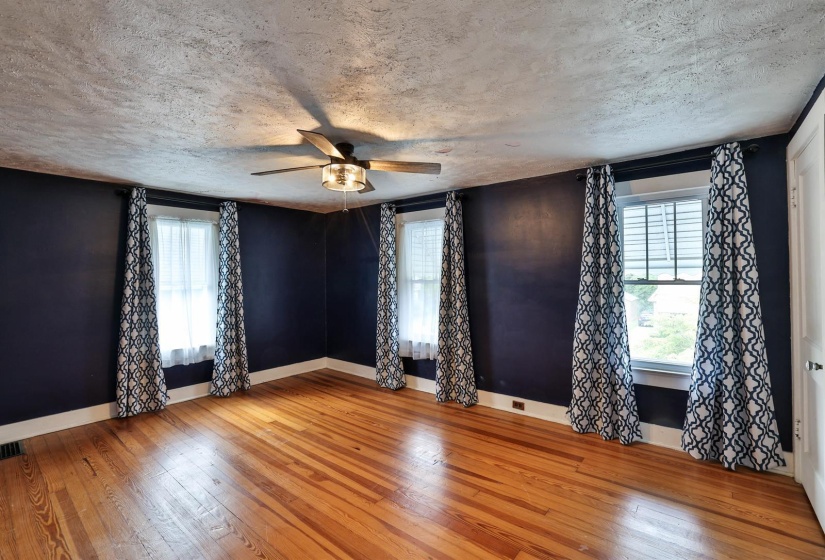 40-Primary-Bedroom
