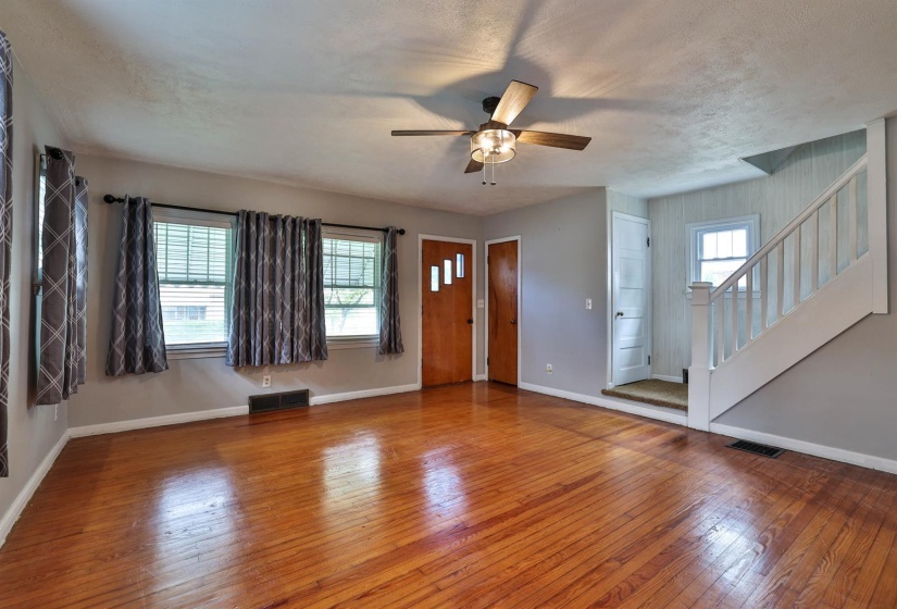 9-Living-Room