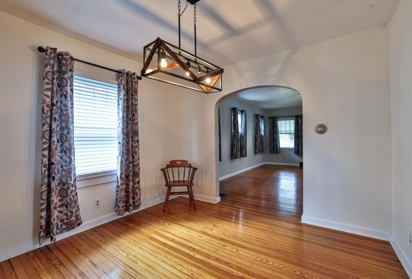 20-Dining-Room-2