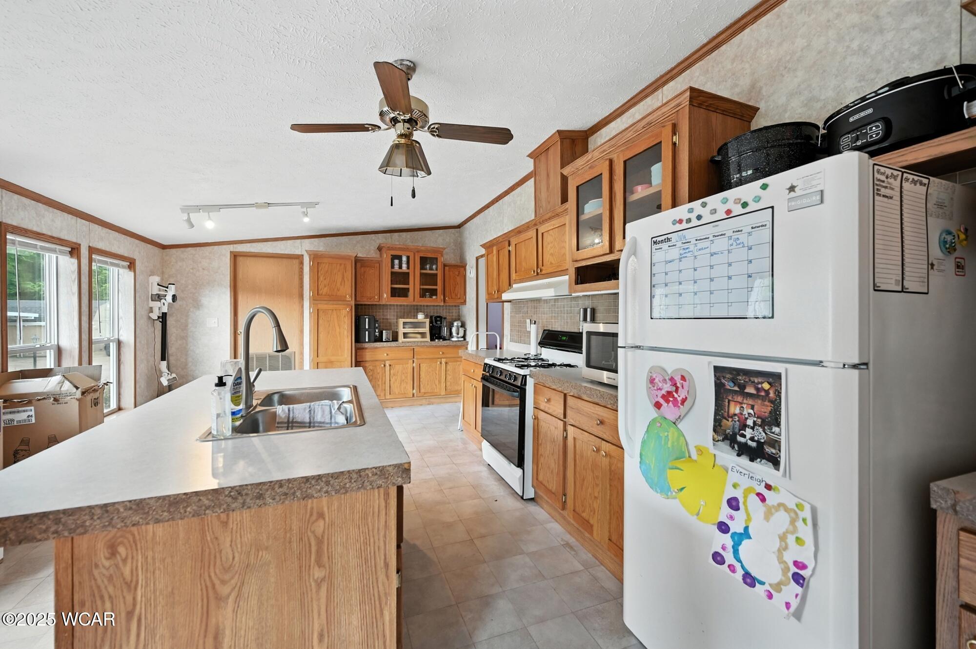 1032 Cinnamon Ridge Lane, Sidney, Ohio