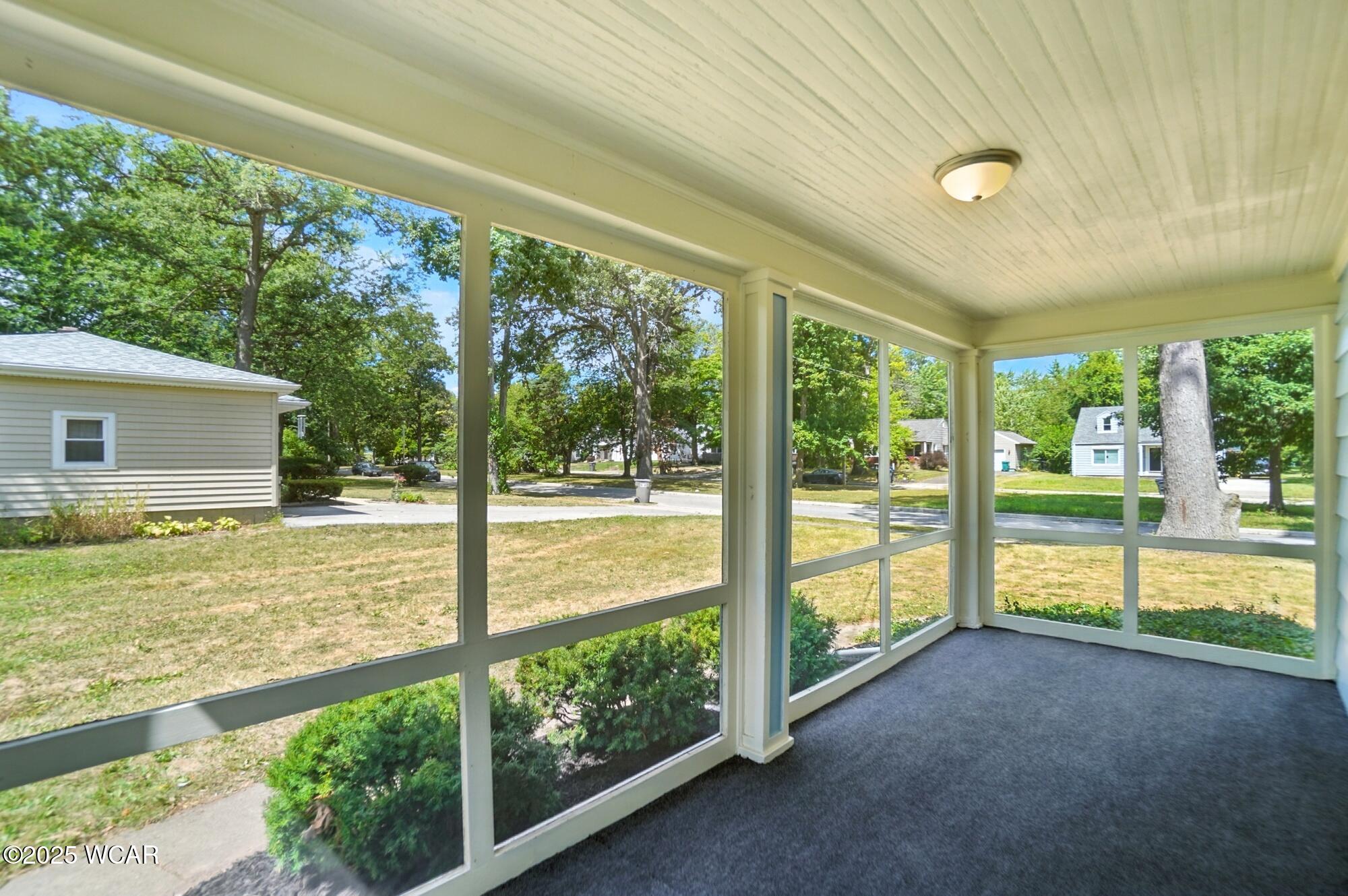 1521 Oakland Parkway, Lima, Ohio