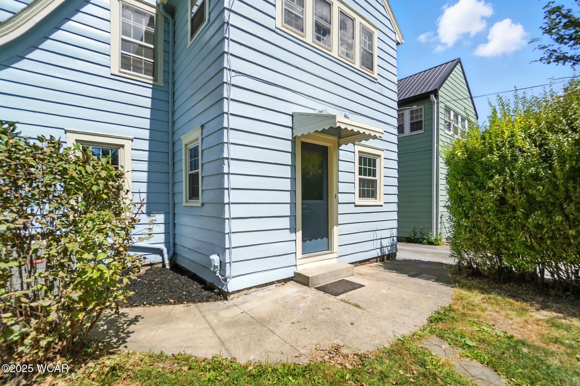 1521 Oakland Parkway, Lima, Ohio