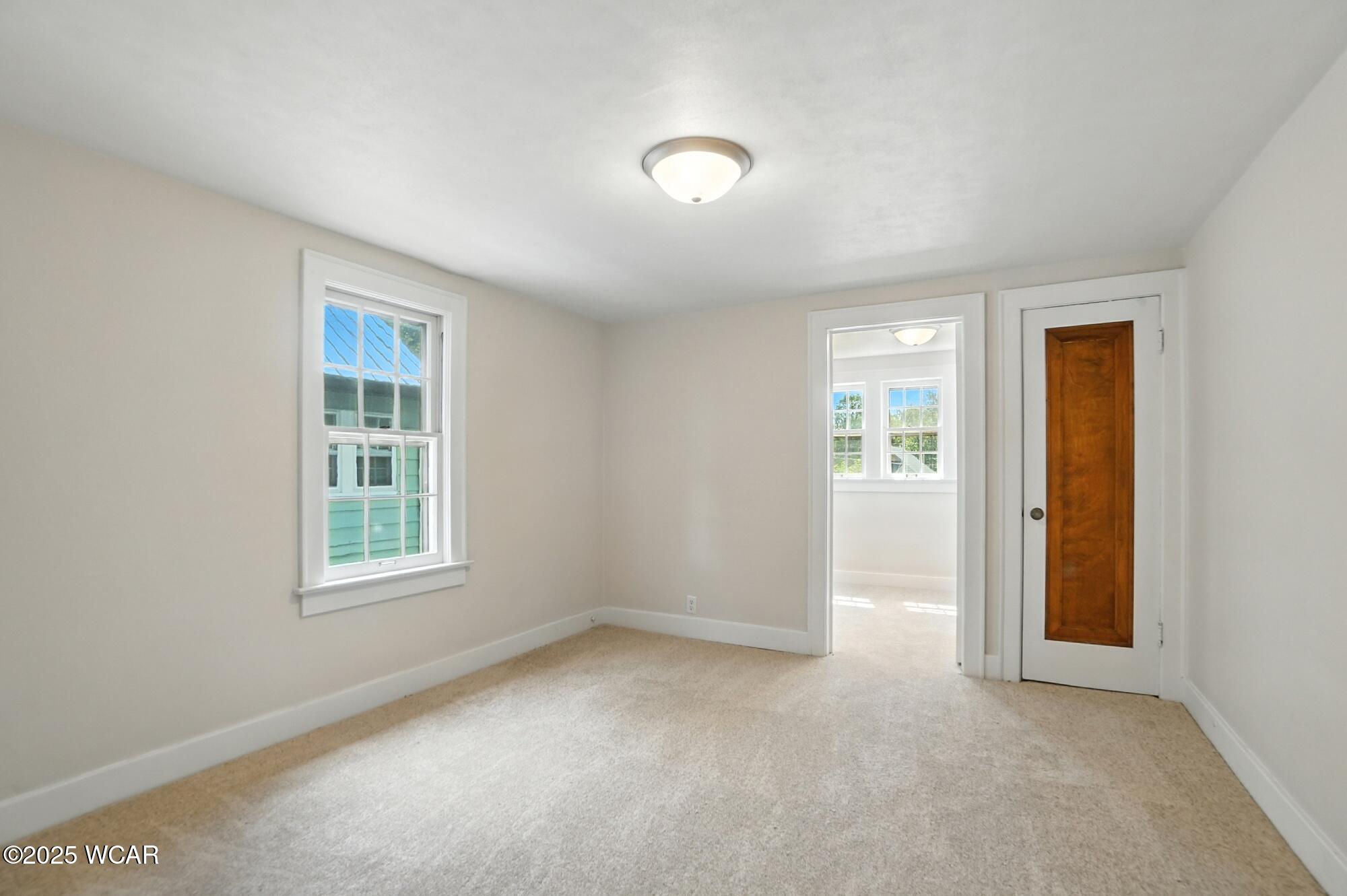 1521 Oakland Parkway, Lima, Ohio