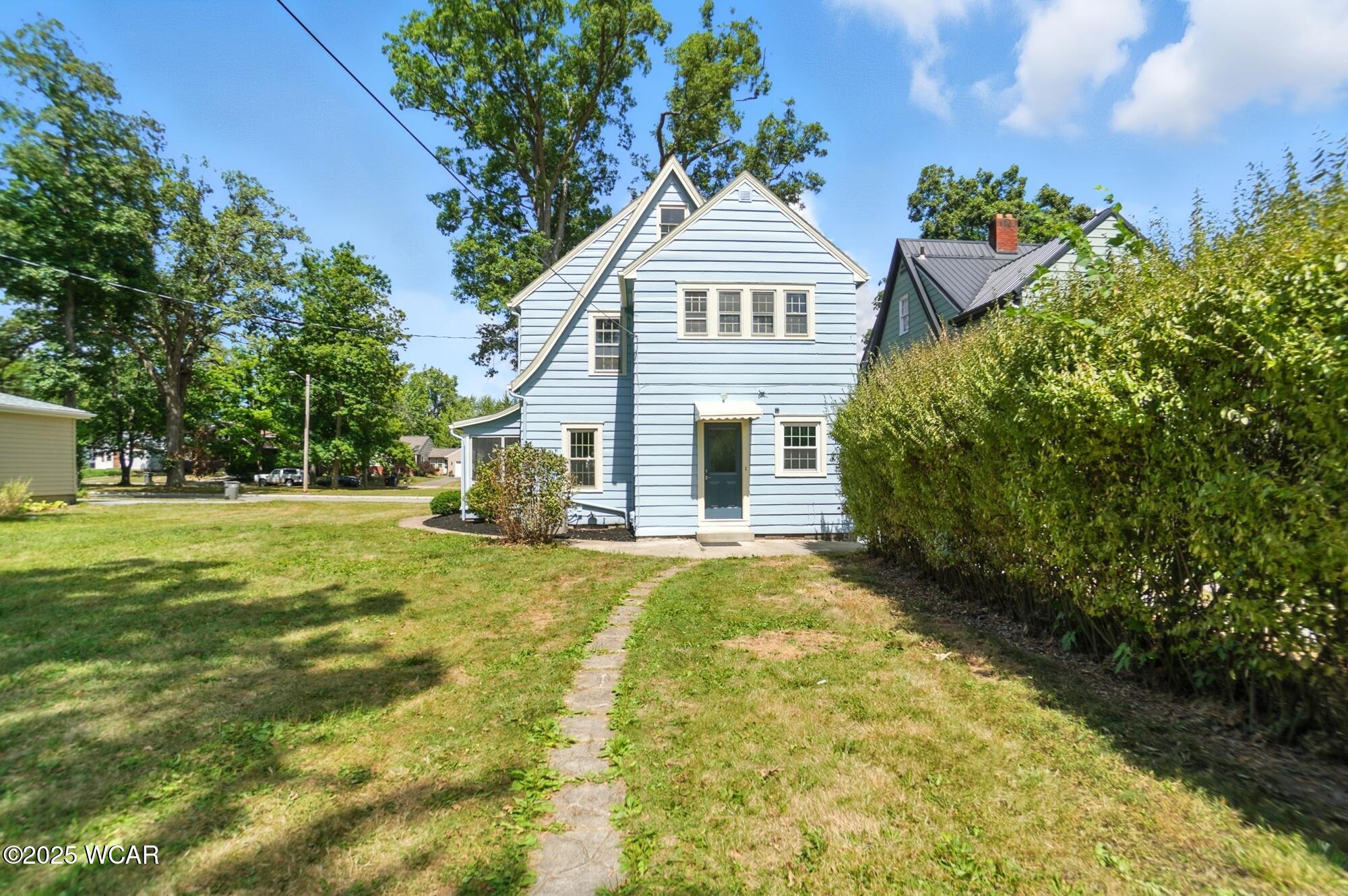 1521 Oakland Parkway, Lima, Ohio