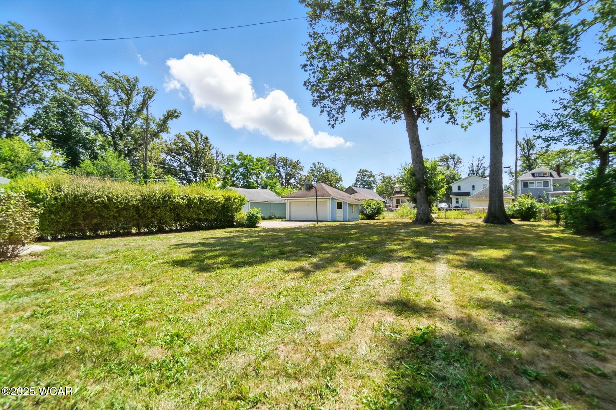 1521 Oakland Parkway, Lima, Ohio