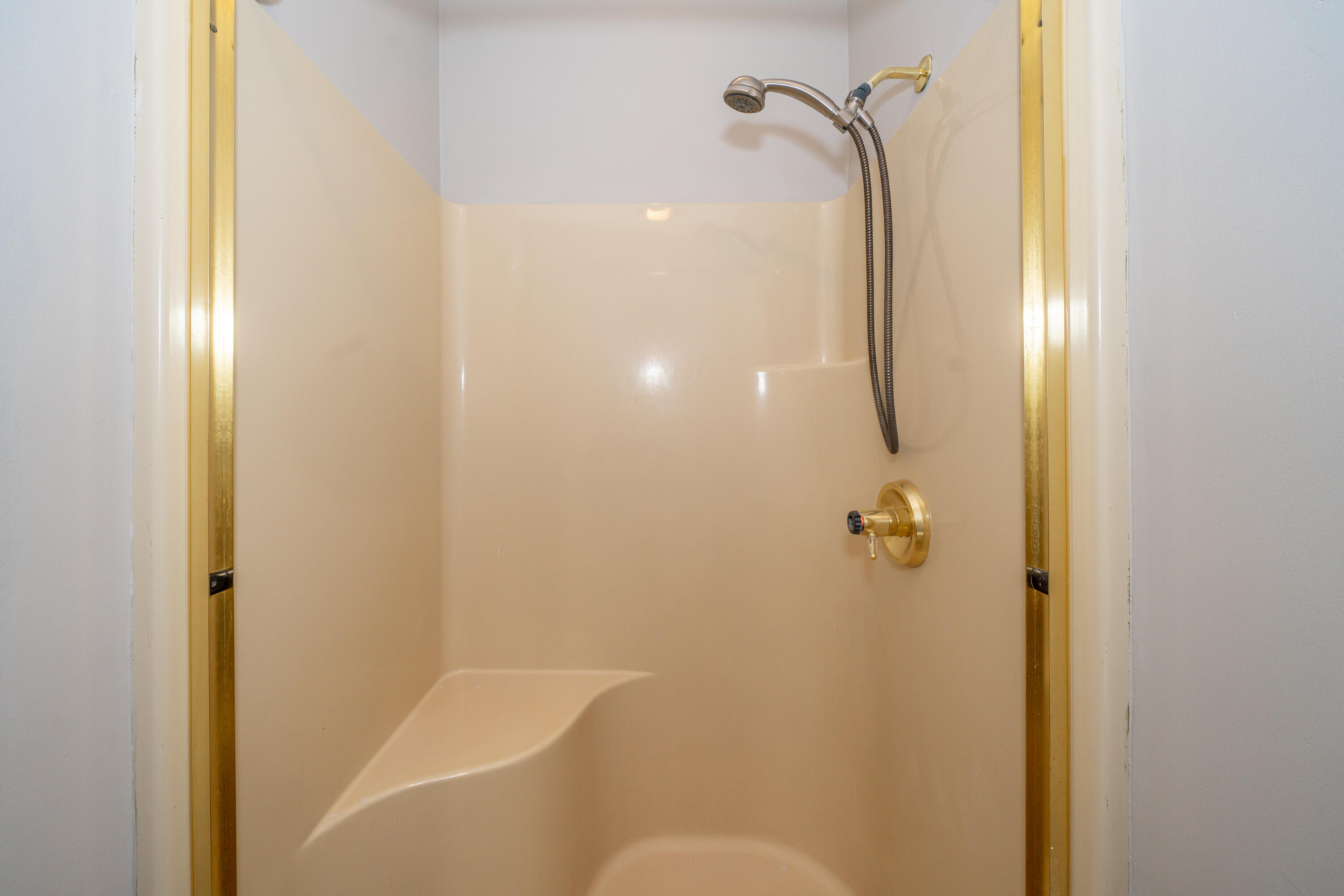 2940 Stonewall Drive, Beavercreek, Ohio 45434