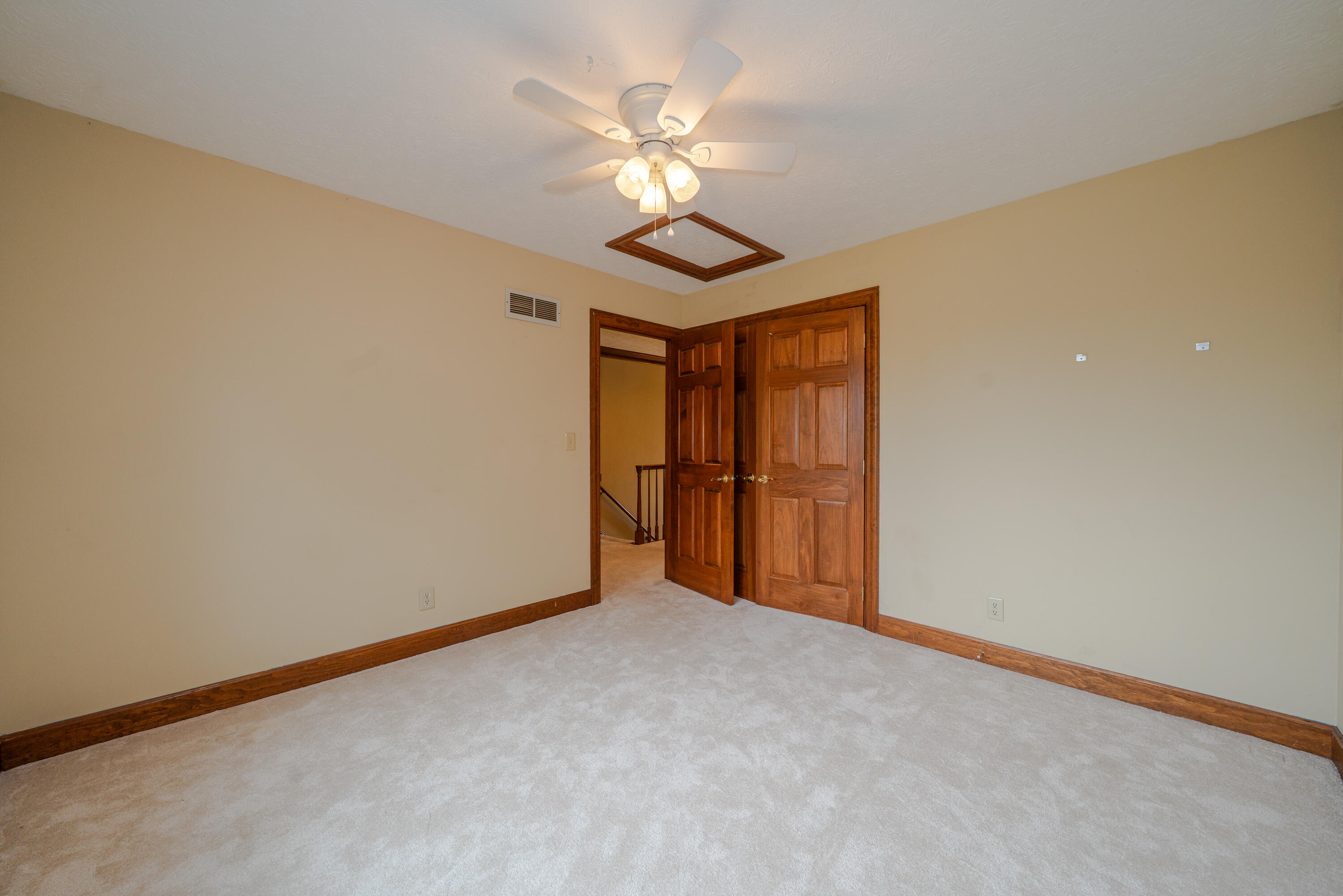 2940 Stonewall Drive, Beavercreek, Ohio 45434