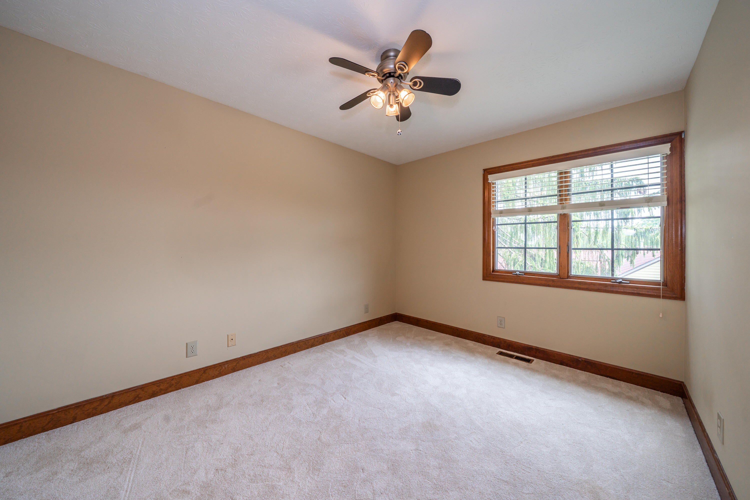 2940 Stonewall Drive, Beavercreek, Ohio 45434