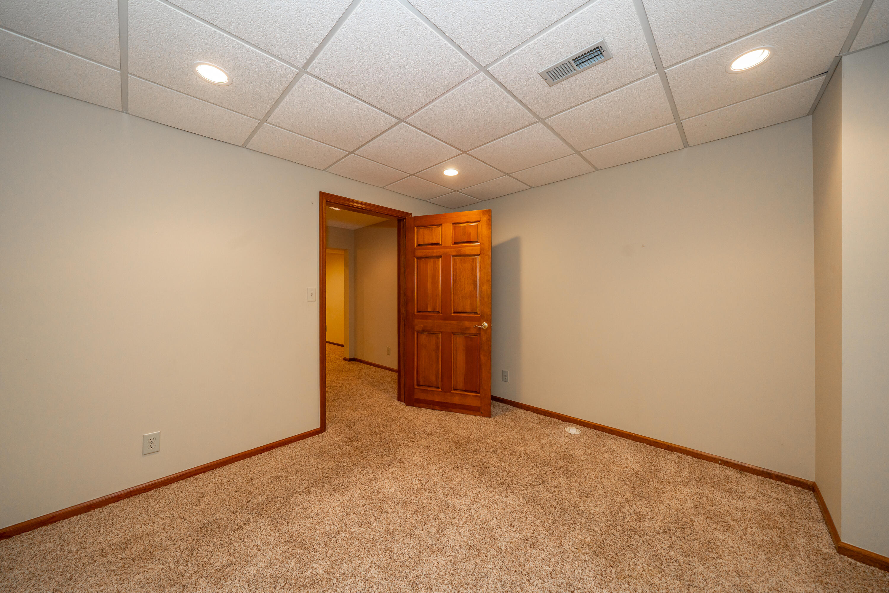2940 Stonewall Drive, Beavercreek, Ohio 45434