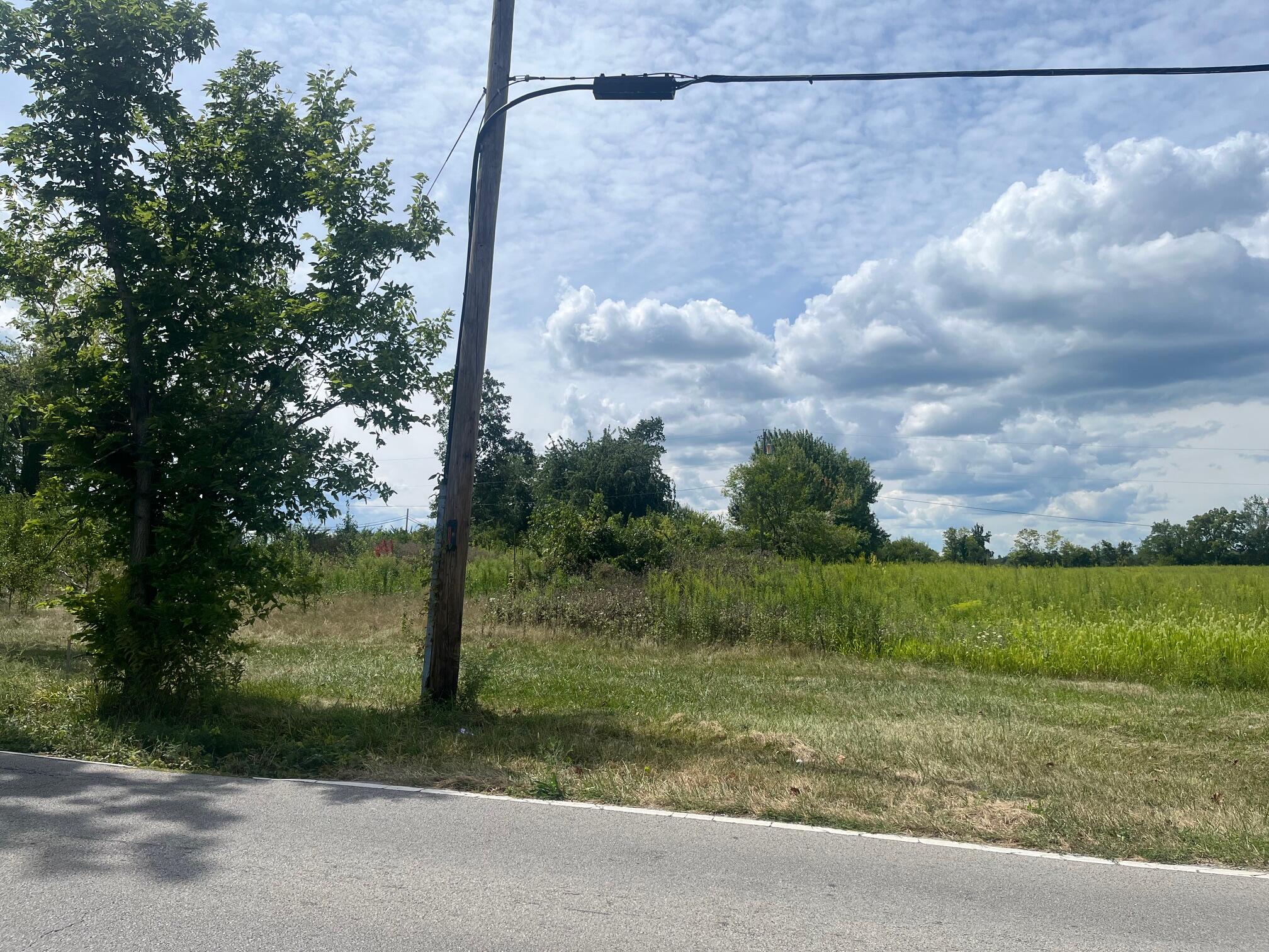 7005 Westbrook Road, Brookville, Ohio 45309