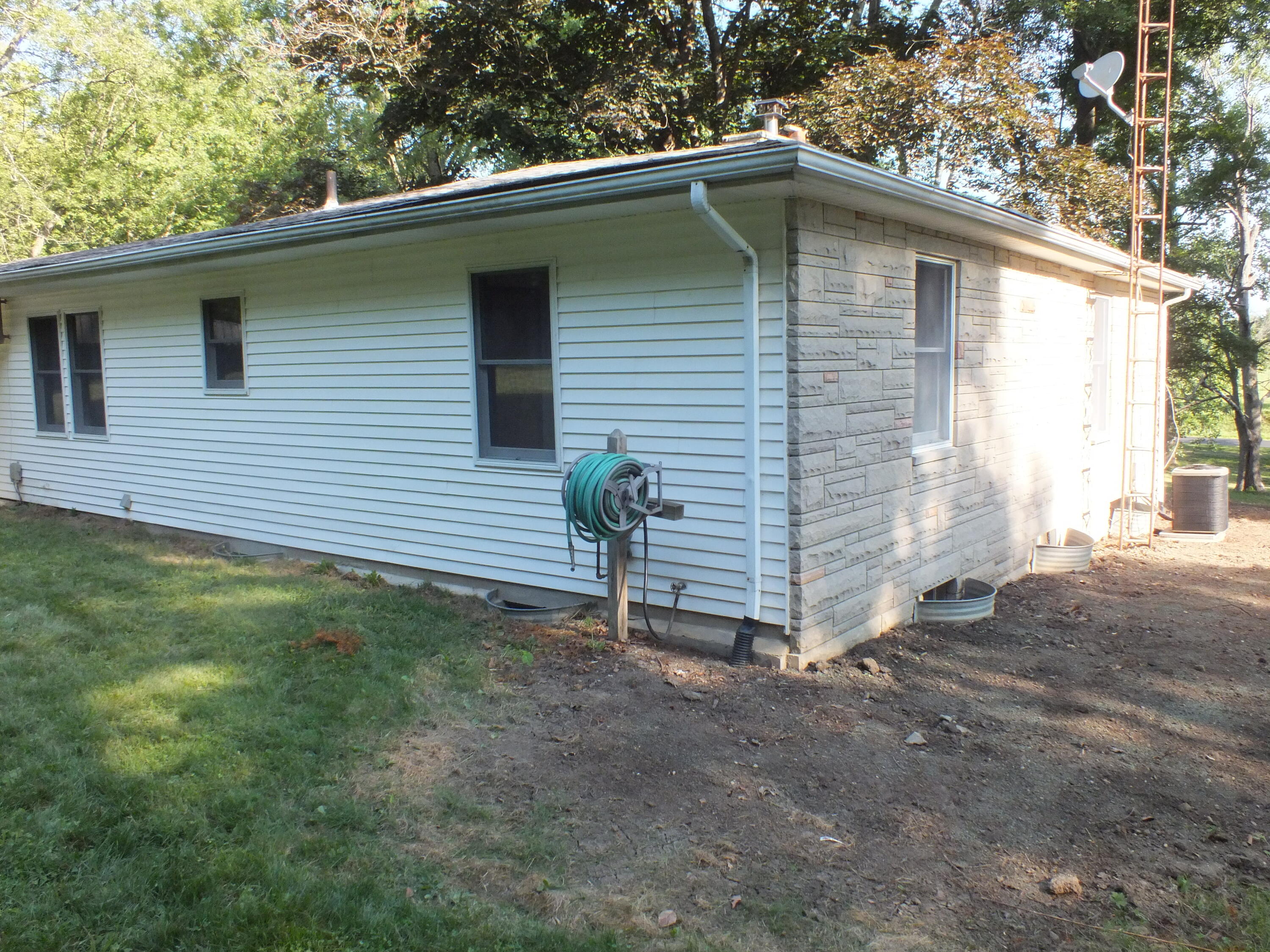 1723 Harrison Road, New Madison, Ohio 45346