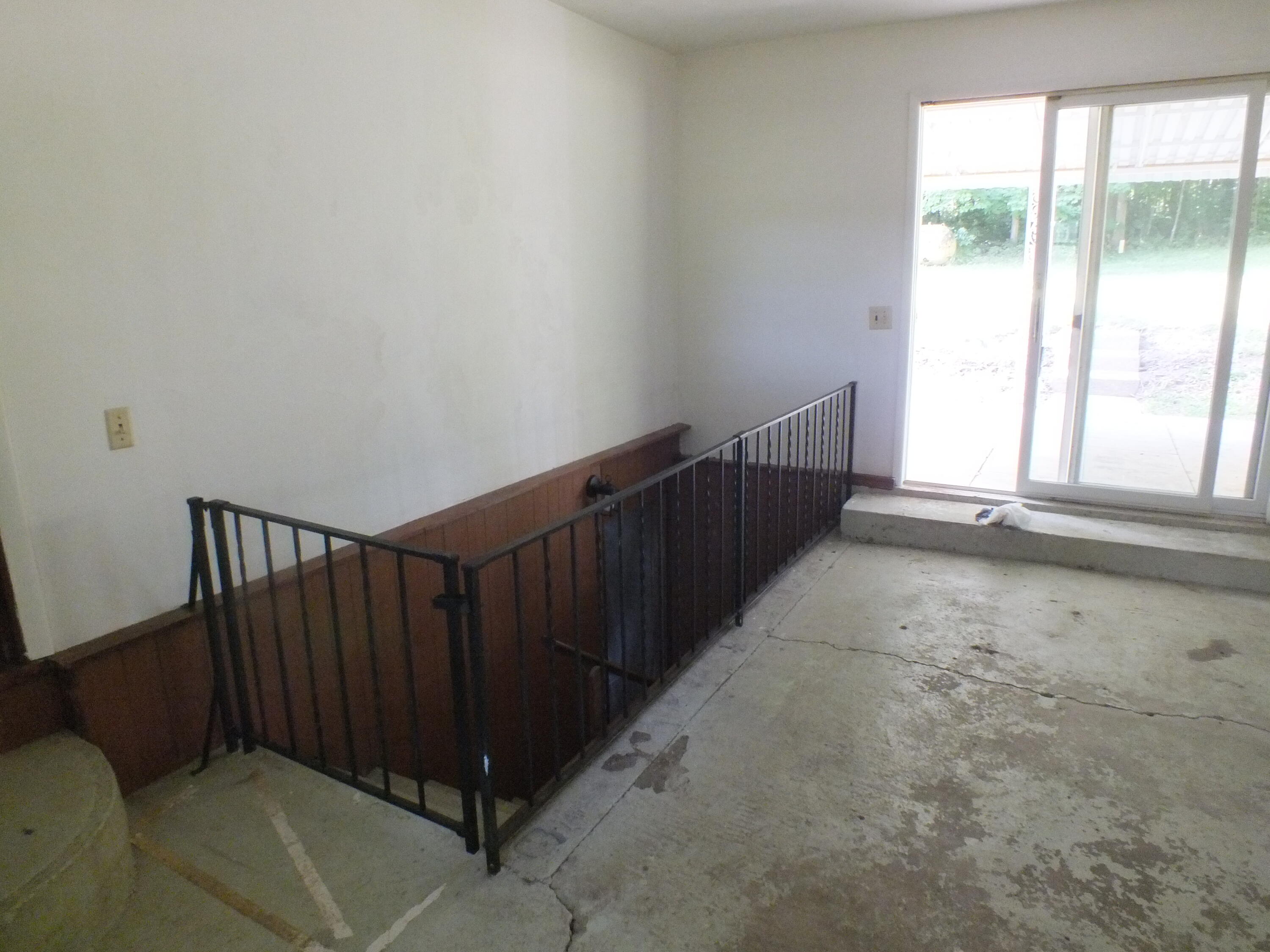 1723 Harrison Road, New Madison, Ohio 45346