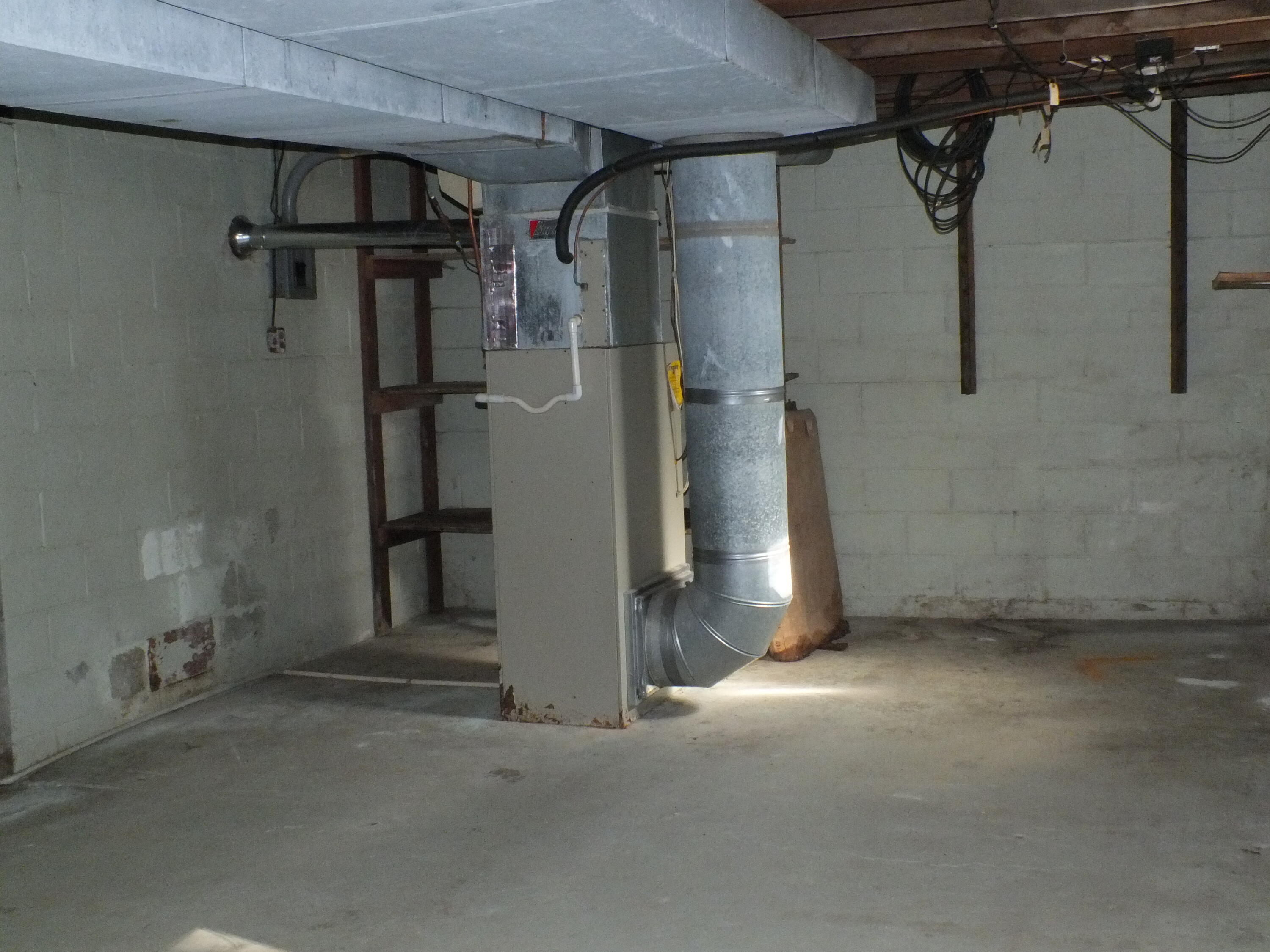 1723 Harrison Road, New Madison, Ohio 45346