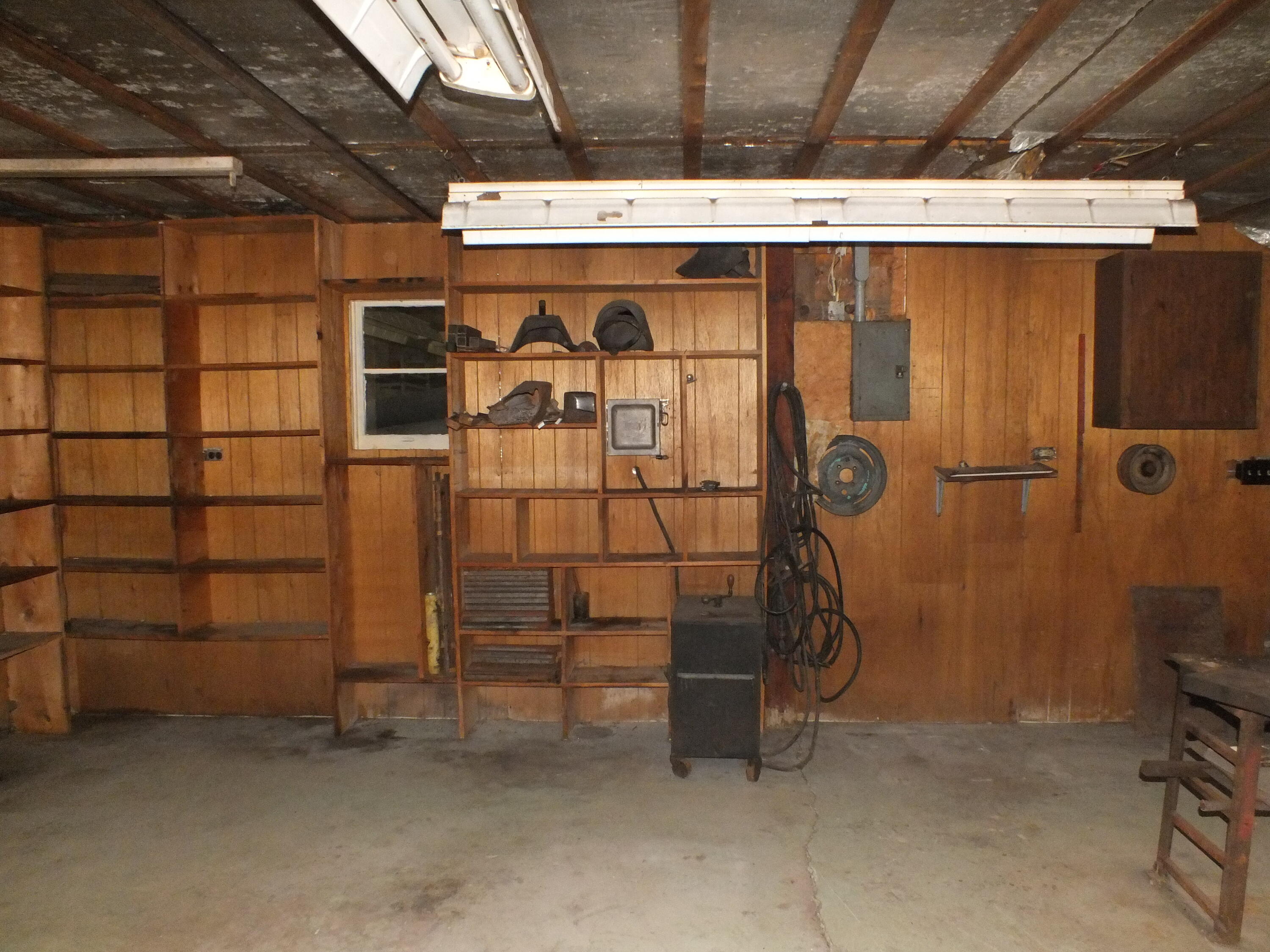 1723 Harrison Road, New Madison, Ohio 45346