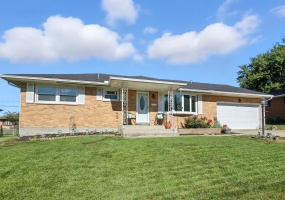 4223 Wabash Drive, Springfield, Ohio 45503, 2 Bedrooms Bedrooms, ,1 BathroomBathrooms,Residential,For Sale,Wabash,1041013