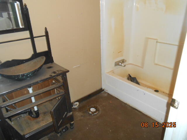 15418 State Hwy 37, Forest, Ohio 45843