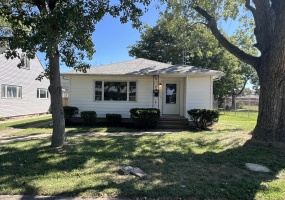 618 Montrose Court, Sidney, Ohio 45365, 3 Bedrooms Bedrooms, ,2 BathroomsBathrooms,Residential,For Sale,Montrose,1041017