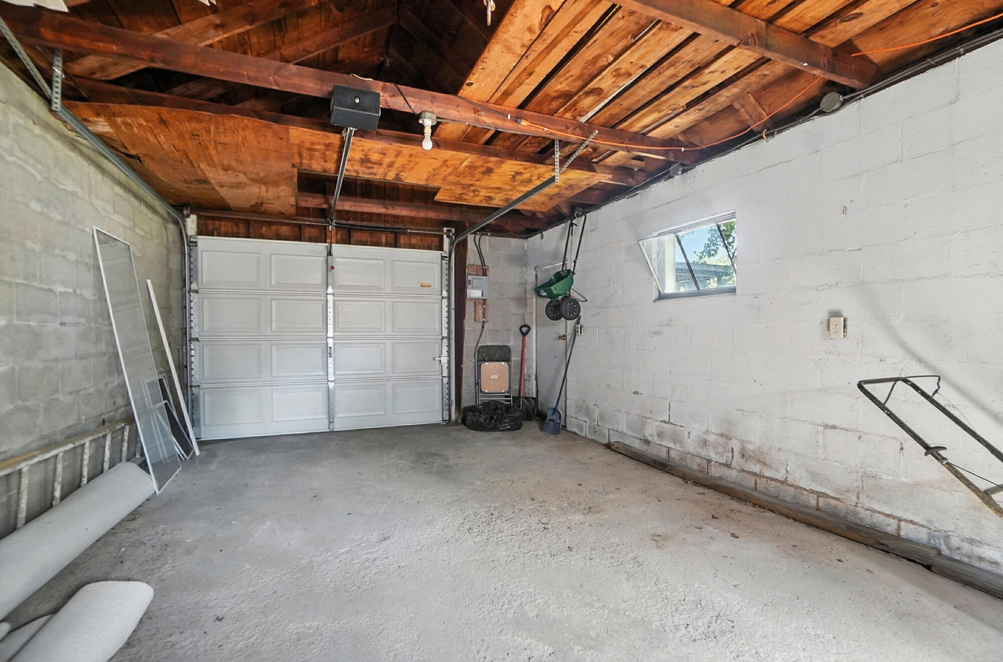 402 Reames Avenue, Springfield, Ohio 45505