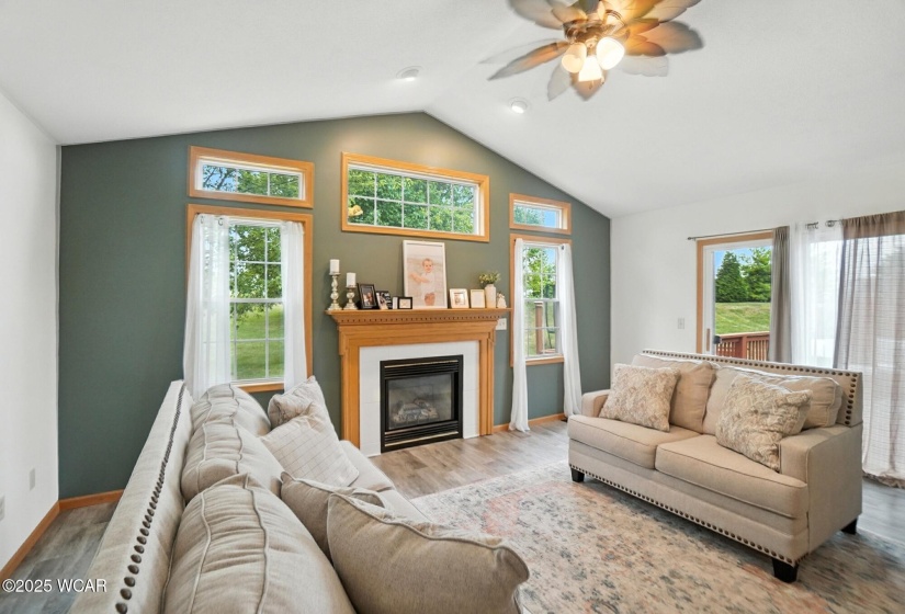 1556 Plum Drive, Findlay, Ohio, 3 Bedrooms Bedrooms, ,2 BathroomsBathrooms,Residential,For Sale,Plum,308096