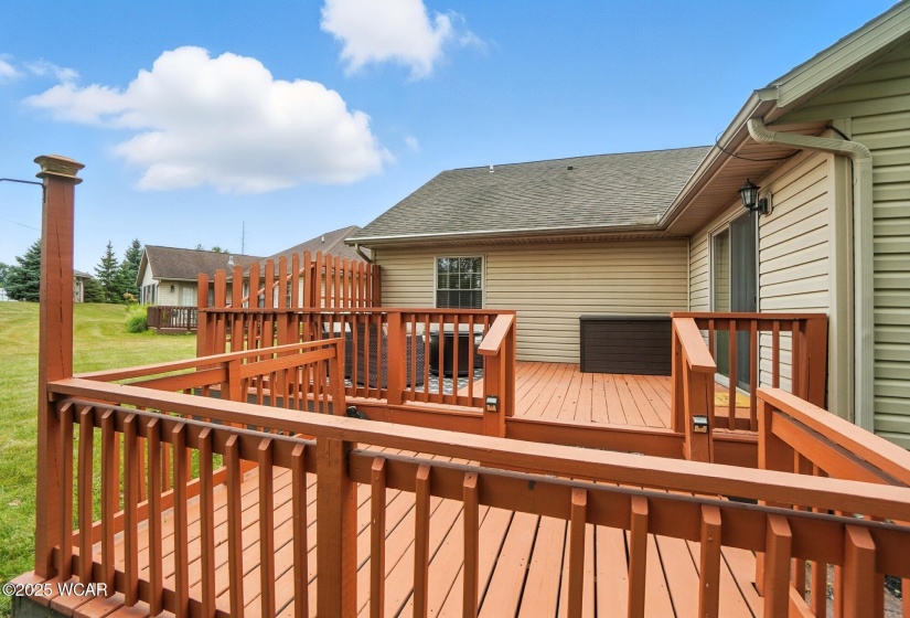 1556 Plum Drive, Findlay, Ohio, 3 Bedrooms Bedrooms, ,2 BathroomsBathrooms,Residential,For Sale,Plum,308096