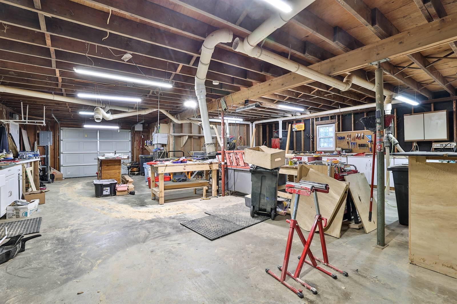 850 Todd Court, Tipp City, Ohio 45371