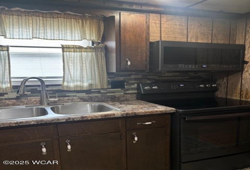 648 Hazel Avenue, Lima, Ohio, 3 Bedrooms Bedrooms, ,1 BathroomBathrooms,Residential,For Sale,Hazel,308101