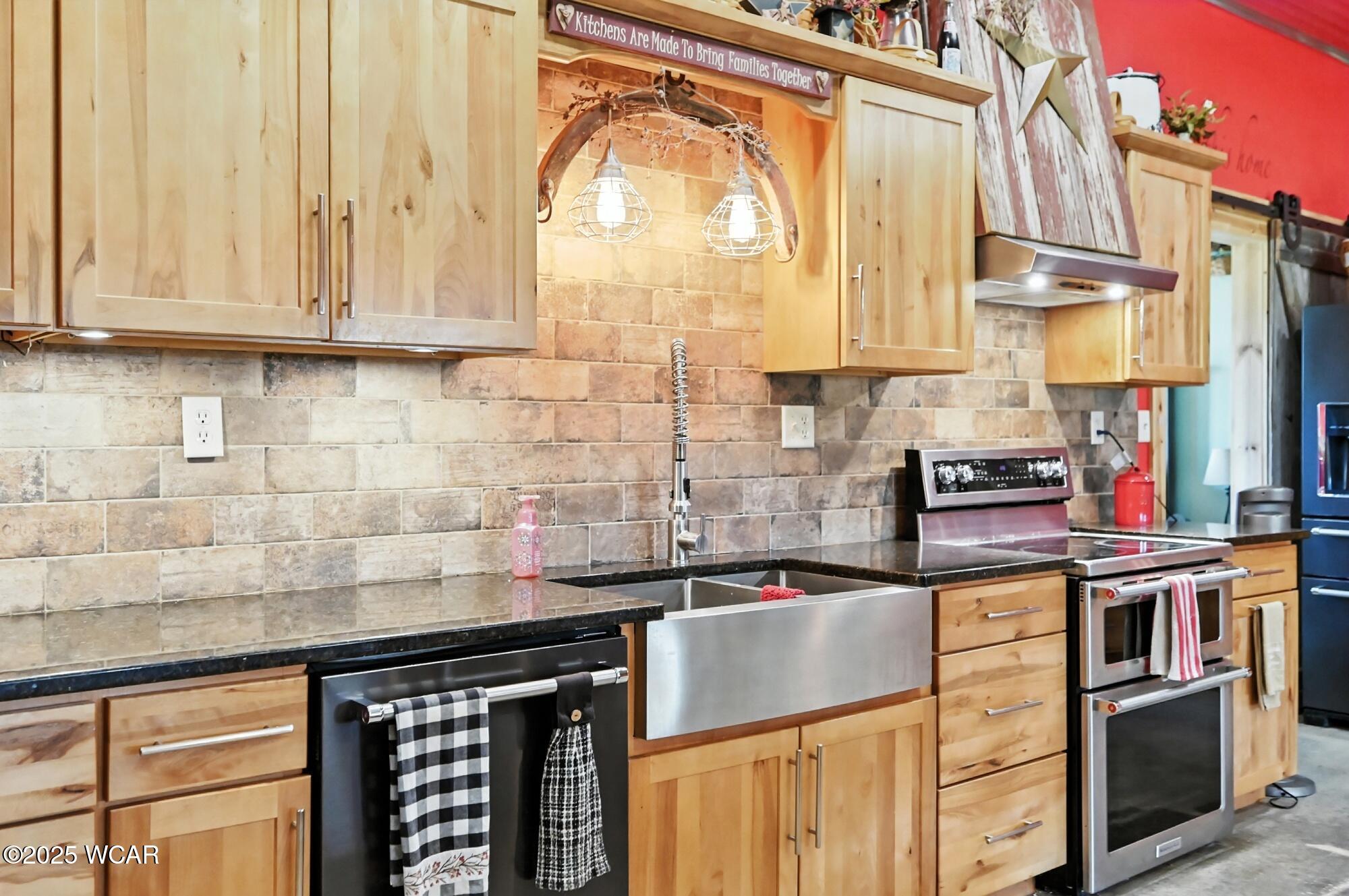 6155 Ross Road, Rockford, Ohio