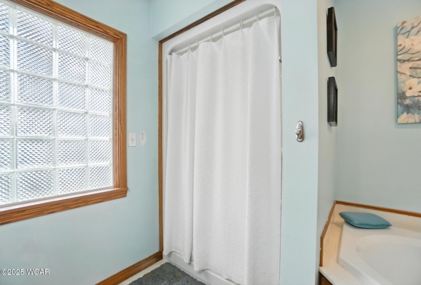 208 Elm Street, Convoy, Ohio, 4 Bedrooms Bedrooms, ,2 BathroomsBathrooms,Residential,For Sale,Elm,307996