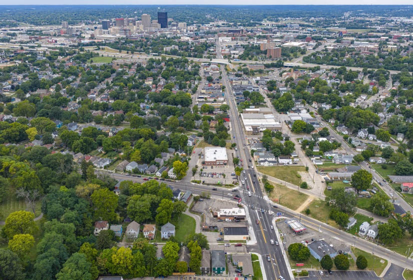 40 Greenwood-33