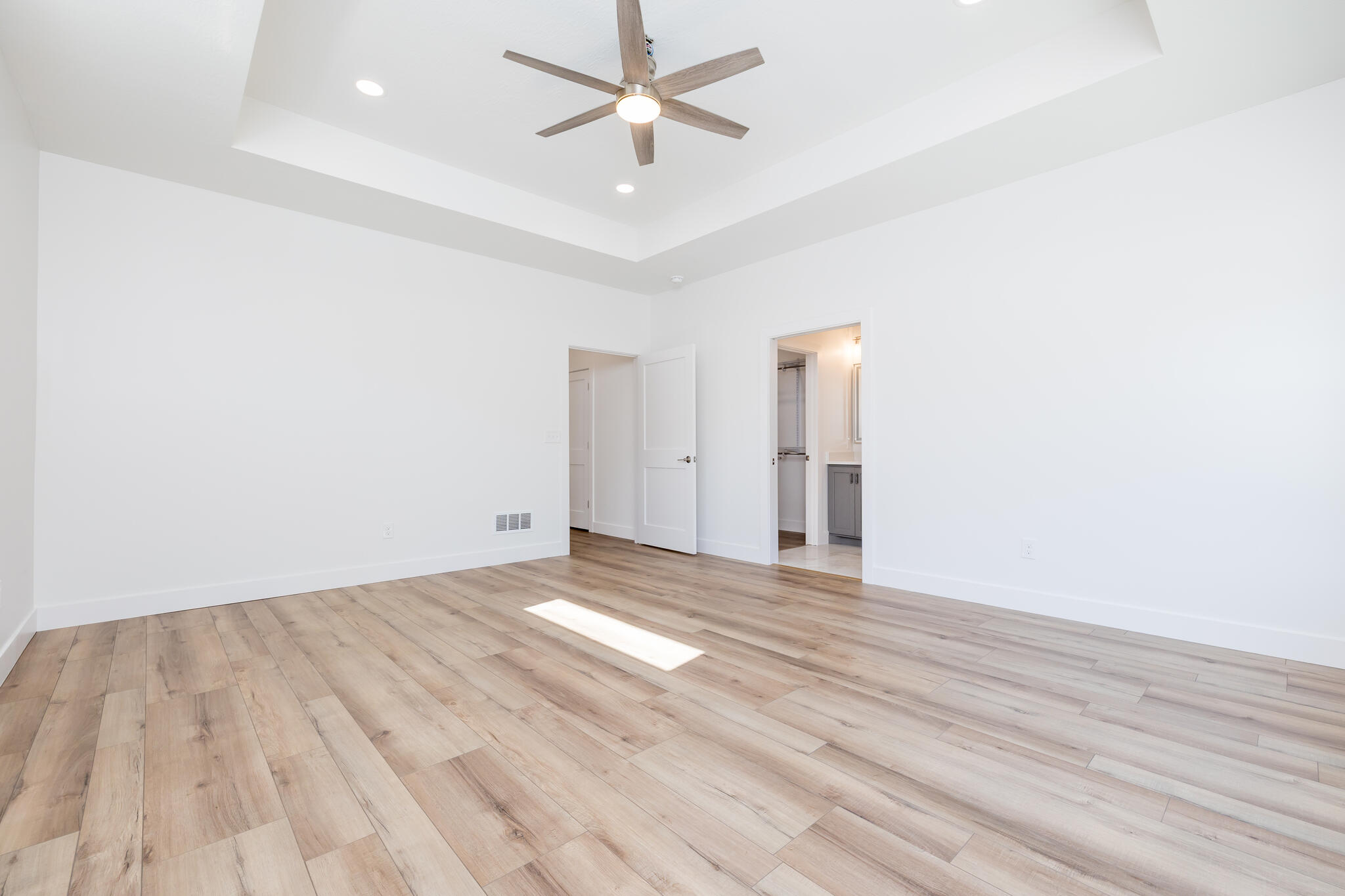 9712 Heron Way, Belle Center, Ohio 43310