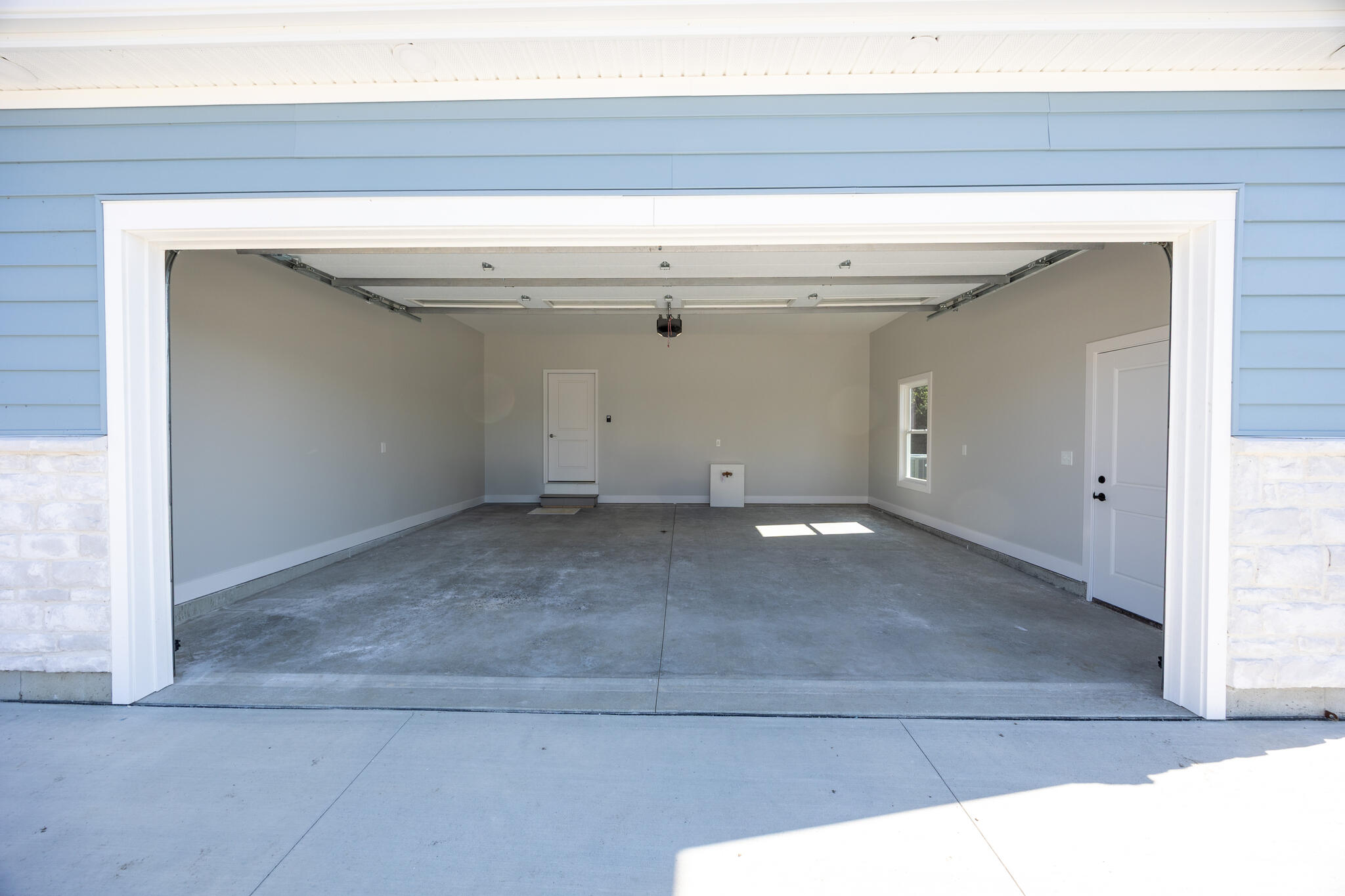 9712 Heron Way, Belle Center, Ohio 43310