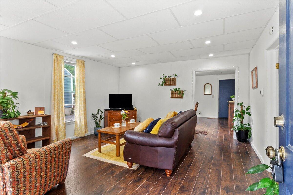 325 Washington Avenue, Bellefontaine, Ohio 43311