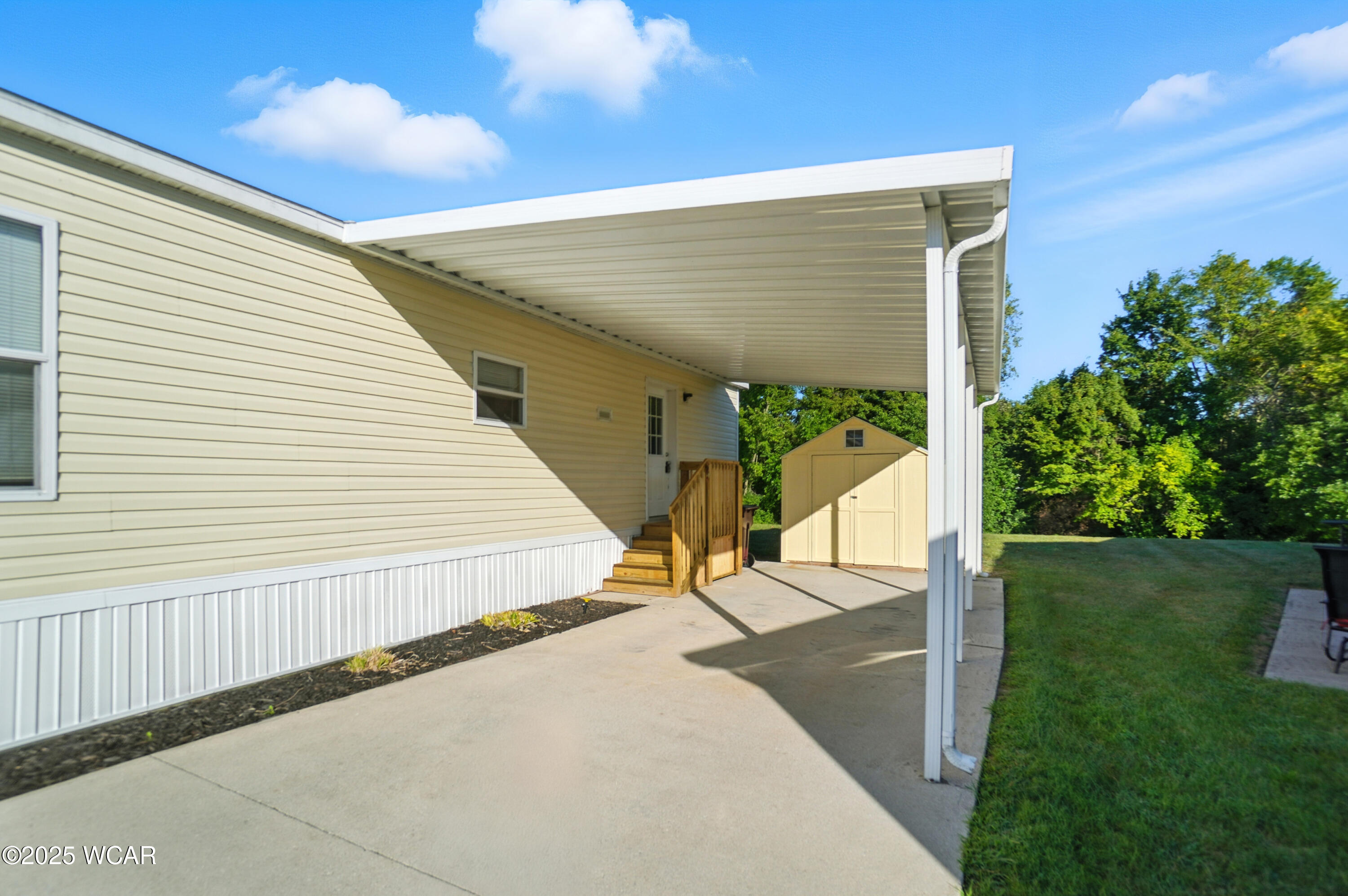 303 Pinewood Circle, Lima, Ohio