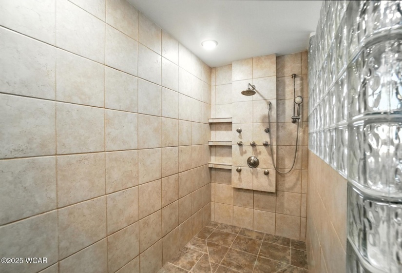 6782 Co Rd 15, Harrod, Ohio, 5 Bedrooms Bedrooms, ,4 BathroomsBathrooms,Residential,For Sale,Co Rd 15,308112