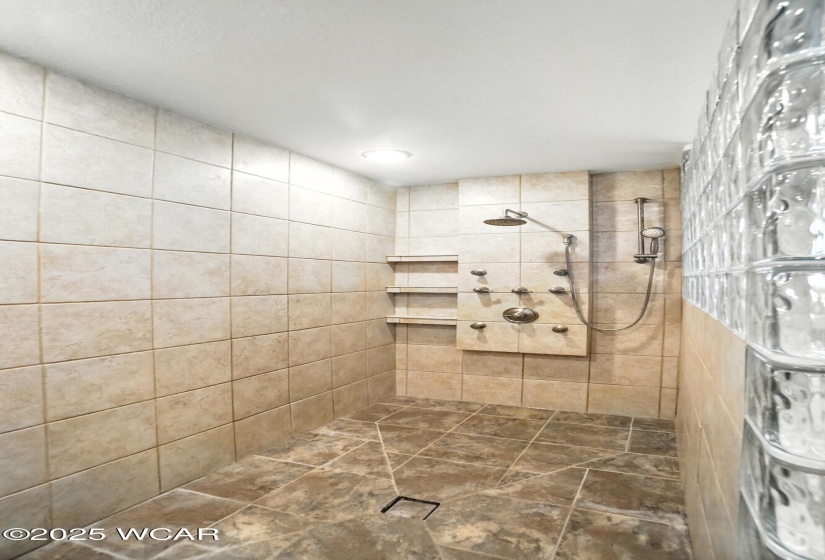 6782 Co Rd 15, Harrod, Ohio, 5 Bedrooms Bedrooms, ,4 BathroomsBathrooms,Residential,For Sale,Co Rd 15,308112