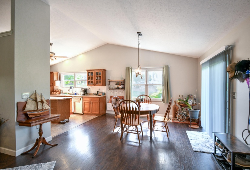 3386 Fairwood-11