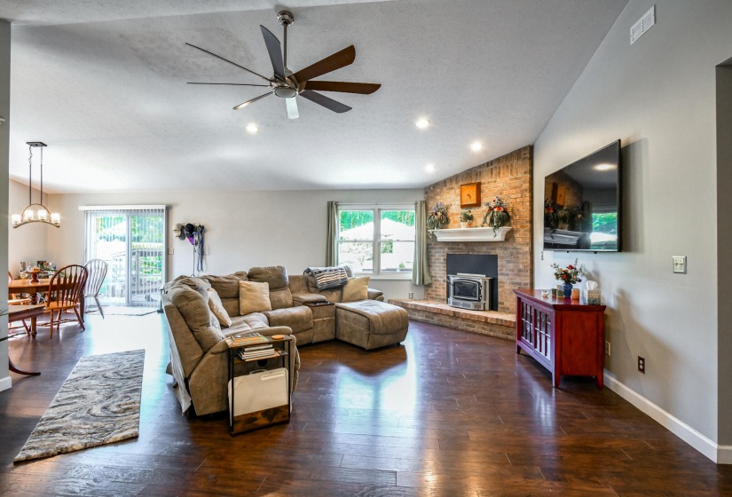 3386 Fairwood-8