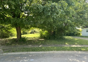 1716 Mansfield Avenue, Springfield, Ohio 45505, ,Land,For Sale,Mansfield,1041069