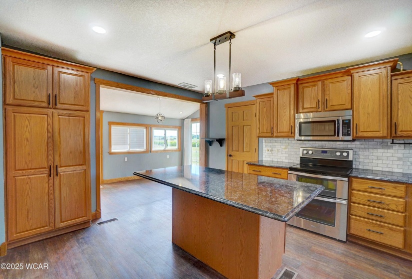 4071 Township Road 35, Ada, Ohio, 3 Bedrooms Bedrooms, ,2 BathroomsBathrooms,Residential,For Sale,Township Road 35,308117