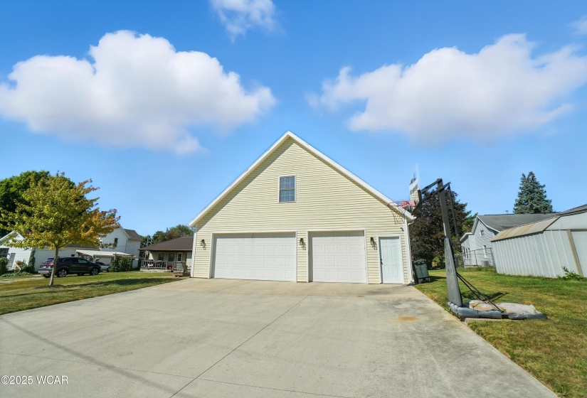 602 Murray Street, Wapakoneta, Ohio, 4 Bedrooms Bedrooms, ,3 BathroomsBathrooms,Residential,For Sale,Murray,308118
