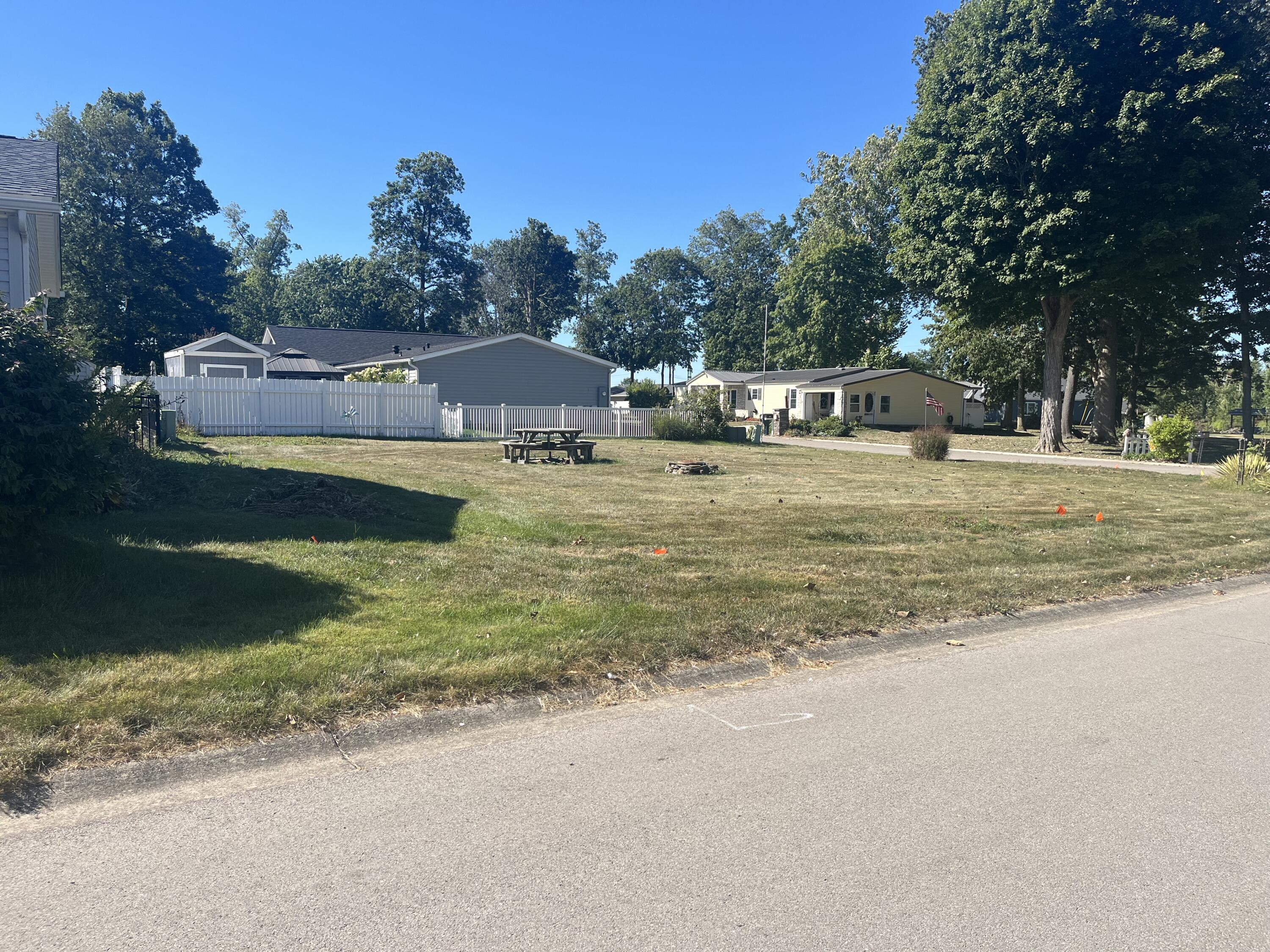 7655 Kooteney Street, Huntsville, Ohio 43324