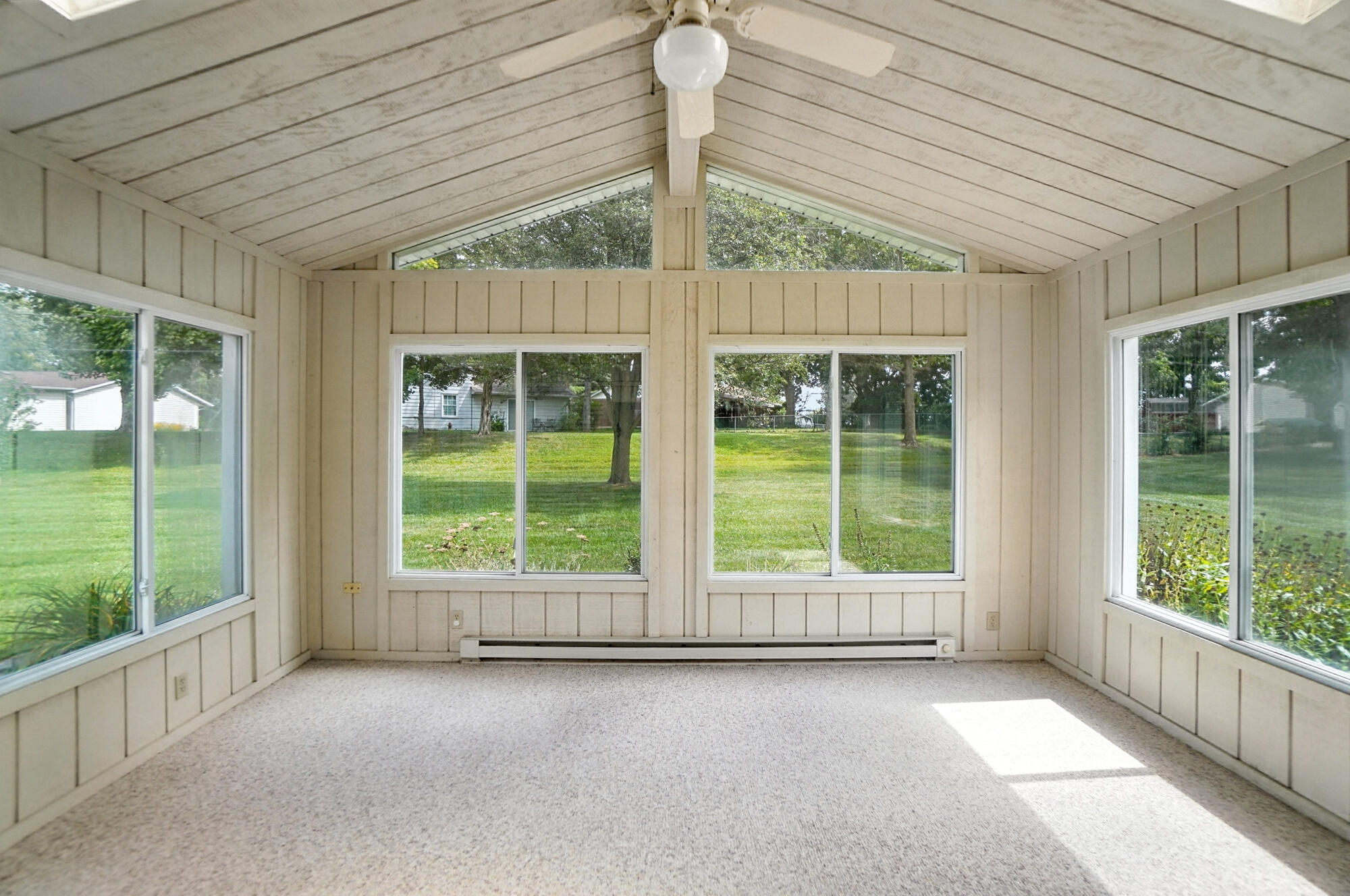 2900 Hyannis Drive, Springfield, Ohio 45503
