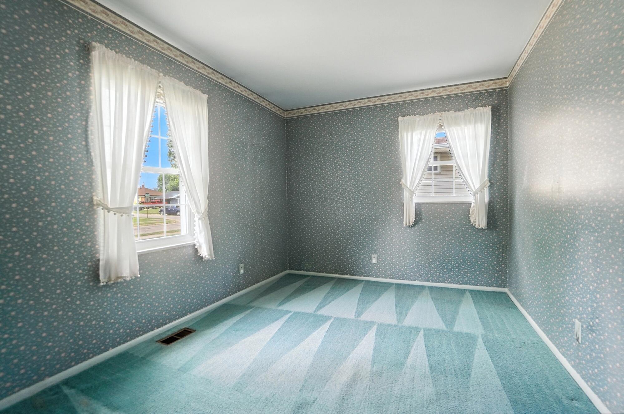 2900 Hyannis Drive, Springfield, Ohio 45503