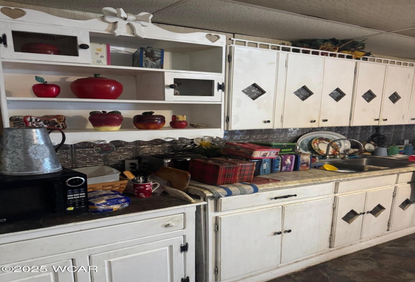 325 Kuert Avenue, Kenton, Ohio, 3 Bedrooms Bedrooms, ,1 BathroomBathrooms,Residential,For Sale,Kuert,308124