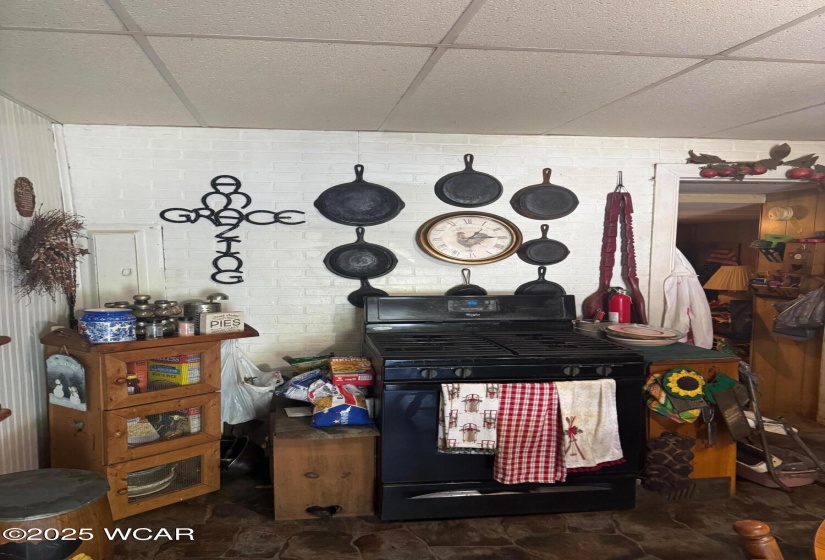 325 Kuert Avenue, Kenton, Ohio, 3 Bedrooms Bedrooms, ,1 BathroomBathrooms,Residential,For Sale,Kuert,308124