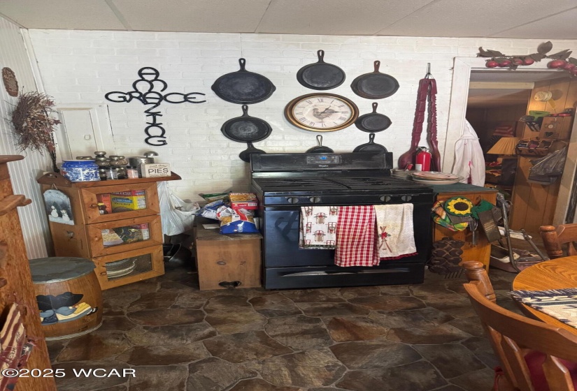 325 Kuert Avenue, Kenton, Ohio, 3 Bedrooms Bedrooms, ,1 BathroomBathrooms,Residential,For Sale,Kuert,308124