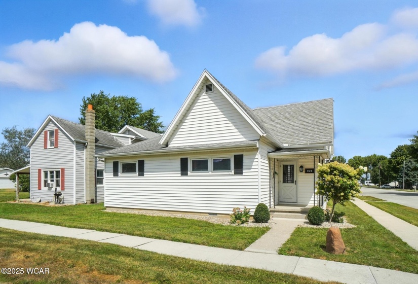 105 High Street, Buckland, Ohio, 3 Bedrooms Bedrooms, ,1 BathroomBathrooms,Residential,For Sale,High,308087