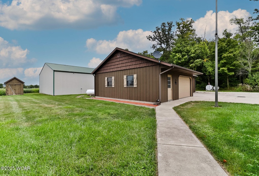 21015 Fairmount Road, Wapakoneta, Ohio, 3 Bedrooms Bedrooms, ,1 BathroomBathrooms,Residential,For Sale,Fairmount,308125